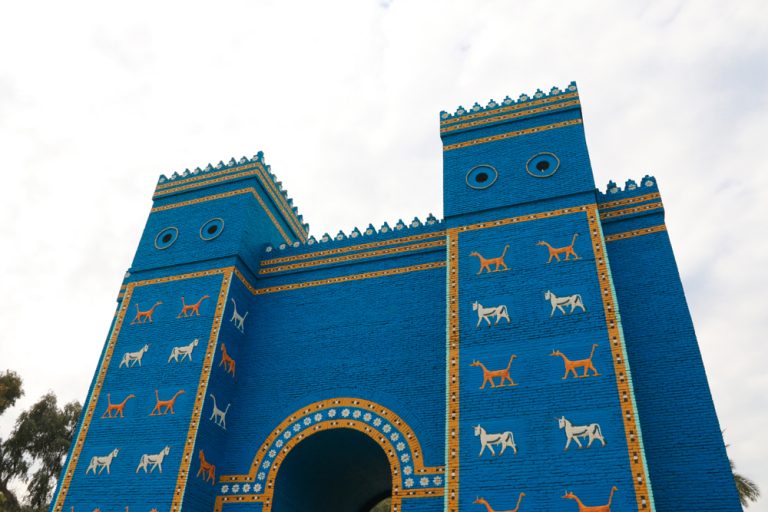 The Powerful Meaning Behind The 8 Point Star In Islam - SymbolScholar